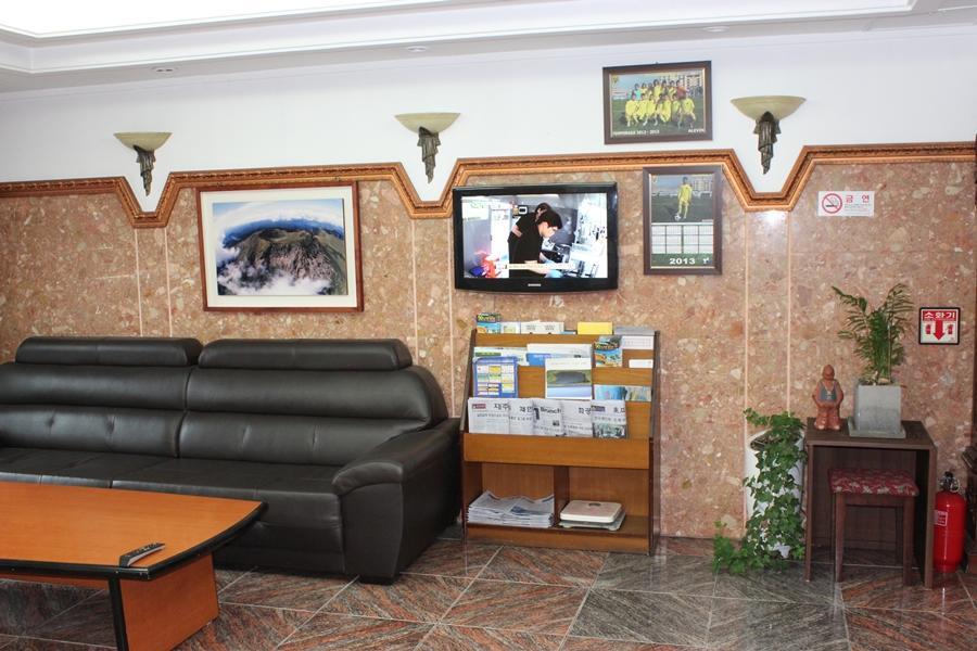 Hyundai Tourist Hotel Jeju Ngoại thất bức ảnh